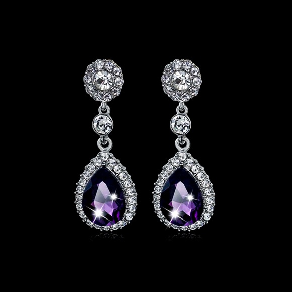 2/$20! Silver w/Purple & Clear Crystal Earrings - Picture 2 of 8